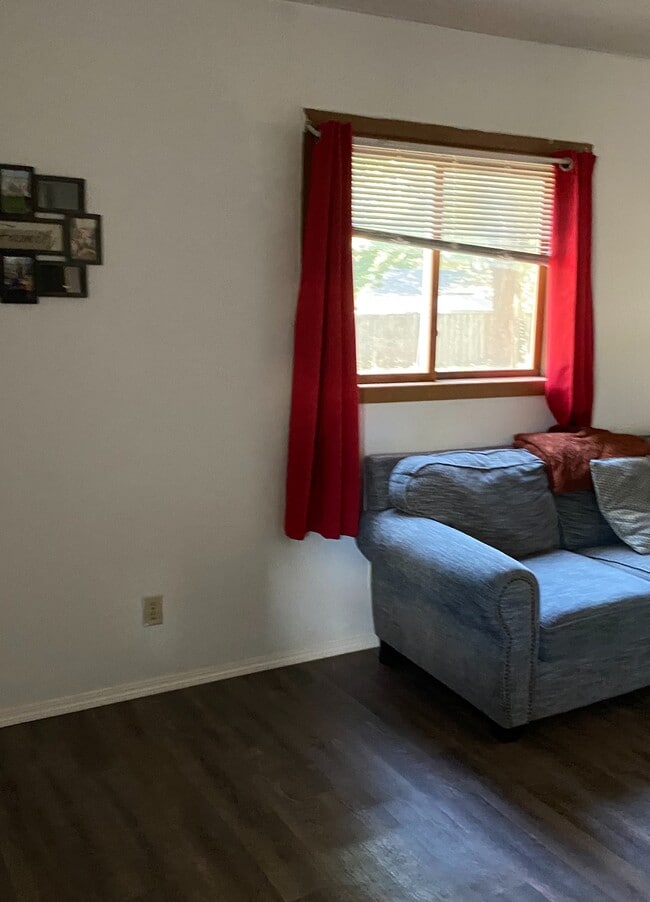 property at 725 Washington Ave