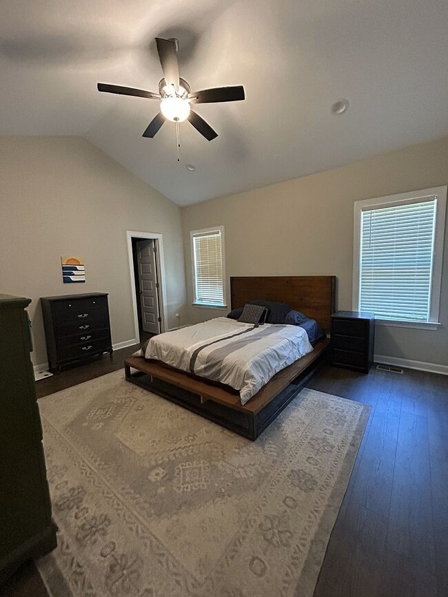 102 Hawk Pl in Goldsboro, NC - Building Photo - Building Photo