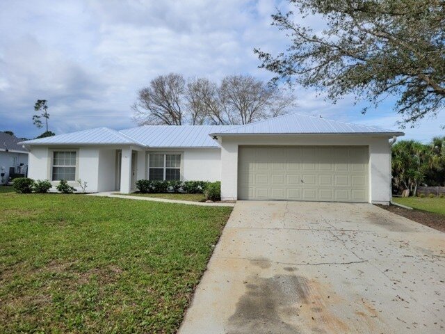 8455 103rd Ct, Unit 9-07 in Vero Beach, FL - Building Photo - Building Photo