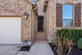 138 Drury Ln in Austin, TX - Building Photo - Building Photo