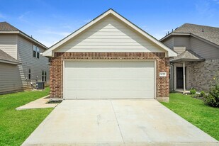 10371 Clearwater Wy in San Antonio, TX - Building Photo