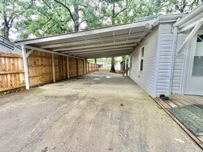 414 Broadway Ave in New Johnsonville, TN - Building Photo - Building Photo
