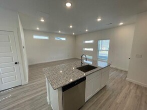 861 Massachusetts Ave in Bentonville, AR - Building Photo - Building Photo