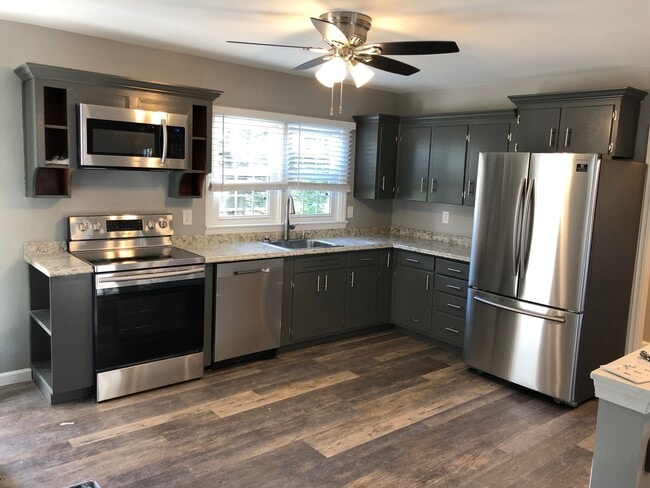 property at 4038 Robert Rd
