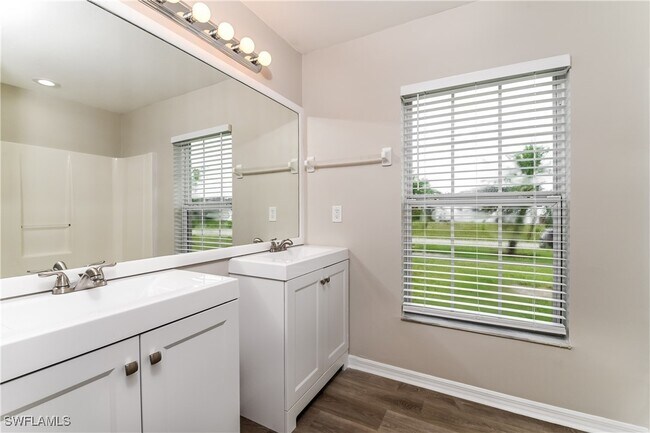 5021 Belrose St in Lehigh Acres, FL - Building Photo - Building Photo