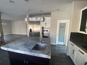 8132 Bay Harbor Dr in Las Vegas, NV - Building Photo - Building Photo