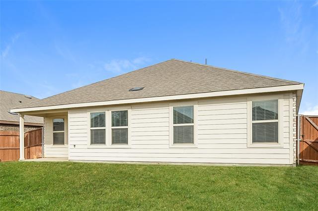 824 English Dr in Krugerville, TX - Building Photo - Building Photo