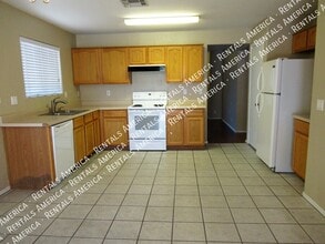 16557 N 157th Ave in Surprise, AZ - Building Photo - Building Photo