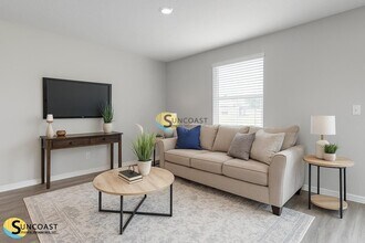 6461 Sweetbay Ln in Jacksonville, FL - Foto de edificio - Building Photo