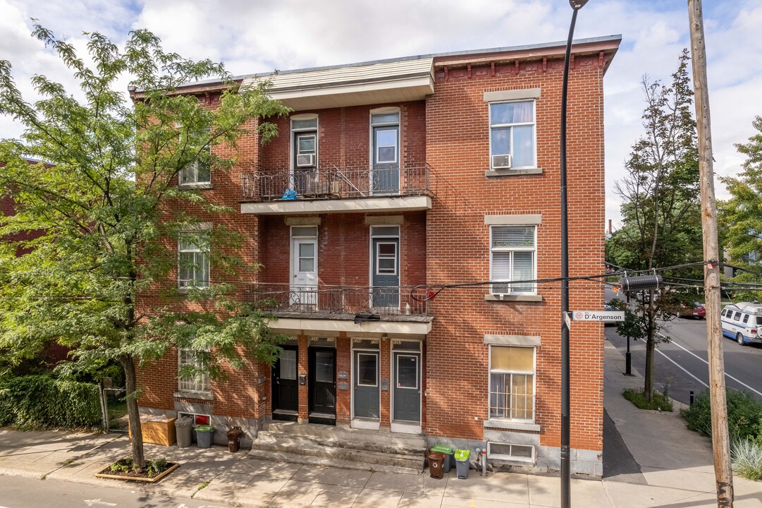 1252 D'argenson Rue in Montréal, QC - Building Photo