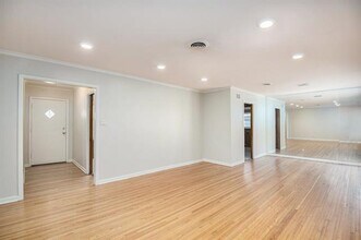 4909 Overton Ave in Fort Worth, TX - Building Photo - Building Photo