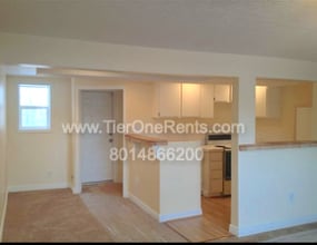 1115 Larkspur Dr in Sandy, UT - Building Photo - Building Photo