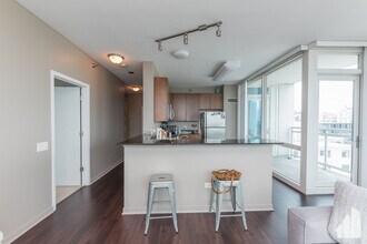 757 N Orleans St, Unit # 02009 in Chicago, IL - Building Photo - Building Photo