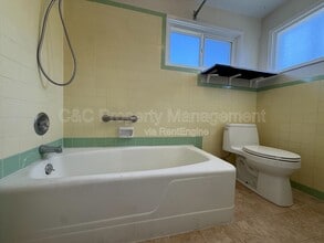 500 Hamilton Ave in Seaside, CA - Building Photo - Building Photo