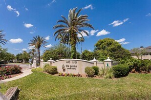 1655 The Greens Way, Unit 3224 in Jacksonville Beach, FL - Building Photo