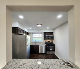 4244 W Nelson St in Chicago, IL - Foto de edificio - Building Photo
