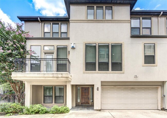 property at 1706 McDonald St