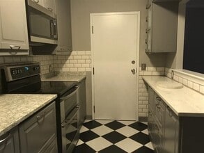 13 Strawberry Bank Rd in Nashua, NH - Building Photo - Building Photo