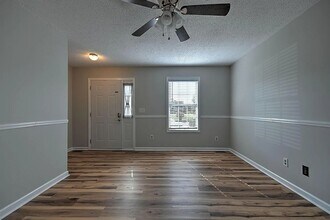 243 Hunter Hills Cir in Bristol, TN - Building Photo - Building Photo