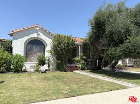 6565 Arlington Ave in Los Angeles, CA - Building Photo