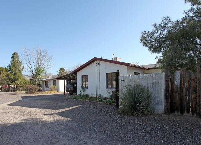 301-305 E Calle Arizona in Tucson, AZ - Foto de edificio - Building Photo