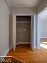 618 W Patterson Ave, Unit 508 in Chicago, IL - Building Photo - Building Photo