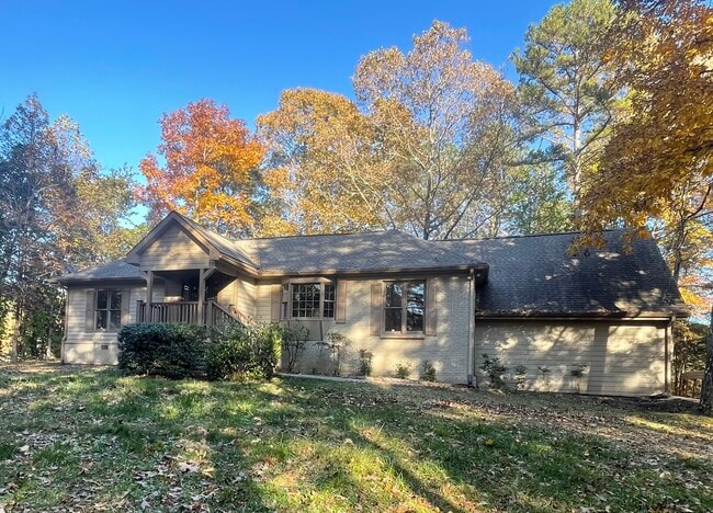 property at 3890 Steve Tate Hwy