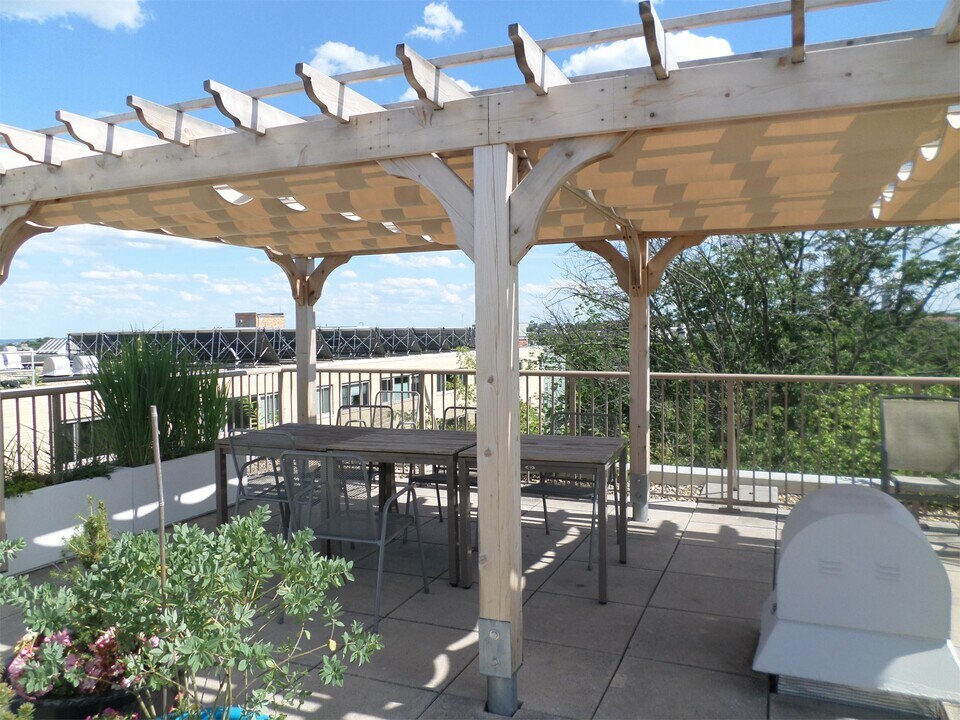 4600 Connecticut Ave NW in Washington, DC - Building Photo