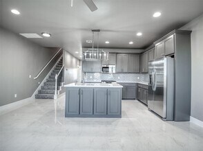 609 Abadan Dr in Edmond, OK - Building Photo - Building Photo