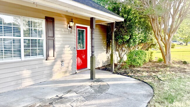 130 Parnell Rd in Hubert, NC - Building Photo - Building Photo