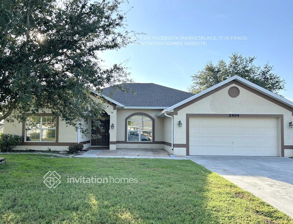 2484 Celebes Ct in Punta Gorda, FL - Building Photo
