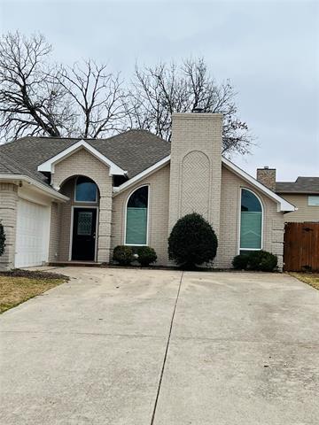 1605 River Birch Dr in Flower Mound, TX - Building Photo