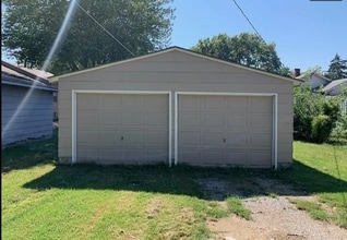 105 E 21st St in Pittsburg, KS - Building Photo - Building Photo