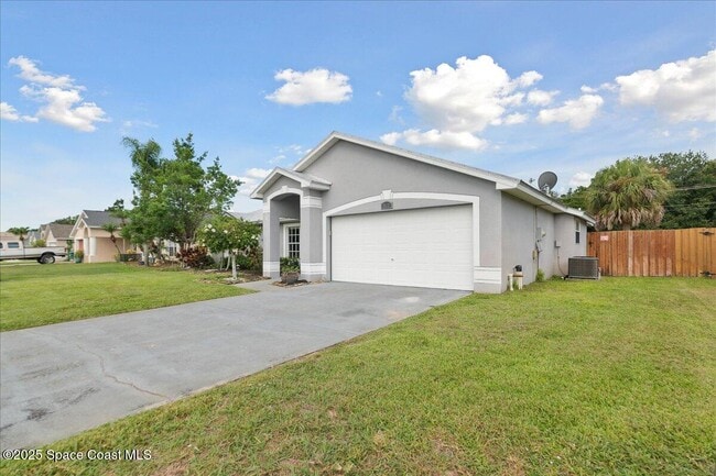897 Hunters Creek Dr in Melbourne, FL - Building Photo - Building Photo