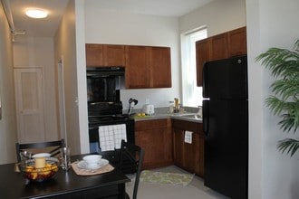 Academy Place in Trenton, NJ - Building Photo - Interior Photo
