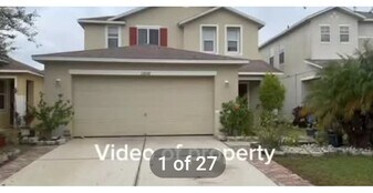 12128 Fern Haven Ave in Gibsonton, FL - Building Photo