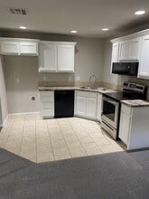 17 W 42nd St in Sand Springs, OK - Building Photo - Building Photo