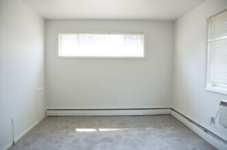 3301 C St SE in Washington, DC - Building Photo - Building Photo