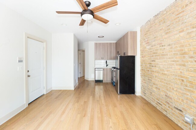 4602 N Winchester Ave, Unit 1E in Chicago, IL - Building Photo - Building Photo