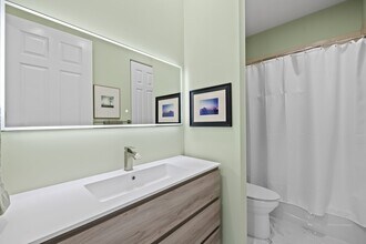 2601 NE 14th Ave in Oakland Park, FL - Building Photo - Building Photo