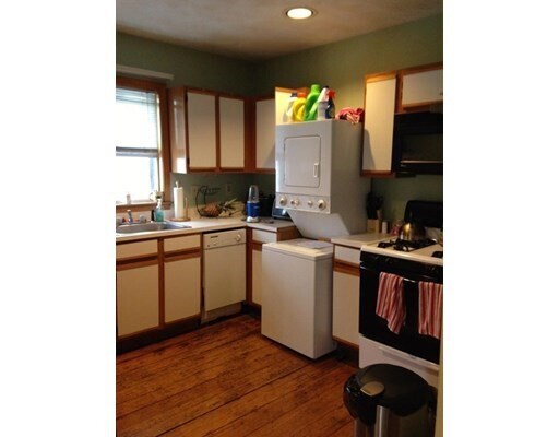 44 Marine Rd-Unit -3 in Boston, MA - Building Photo - Building Photo