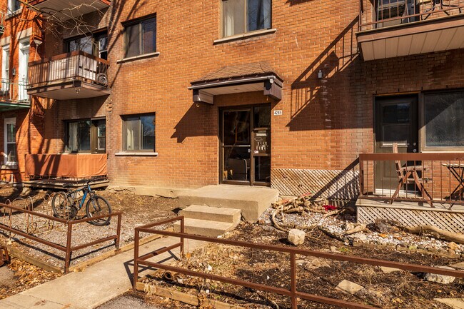4285 De Bordeaux St in Montréal, QC - Building Photo - Building Photo
