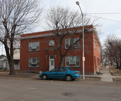 702 E Steet Apartments