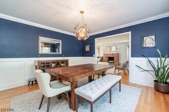 13 Cherry Ln in Mendham, NJ - Building Photo - Building Photo