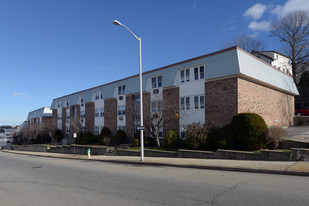 North Main Commons Apartments