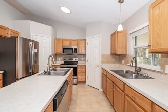 12451 Glenn Hollow Dr in Jacksonville, FL - Building Photo - Building Photo