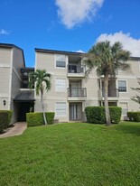 1964 Lake Atriums Cir