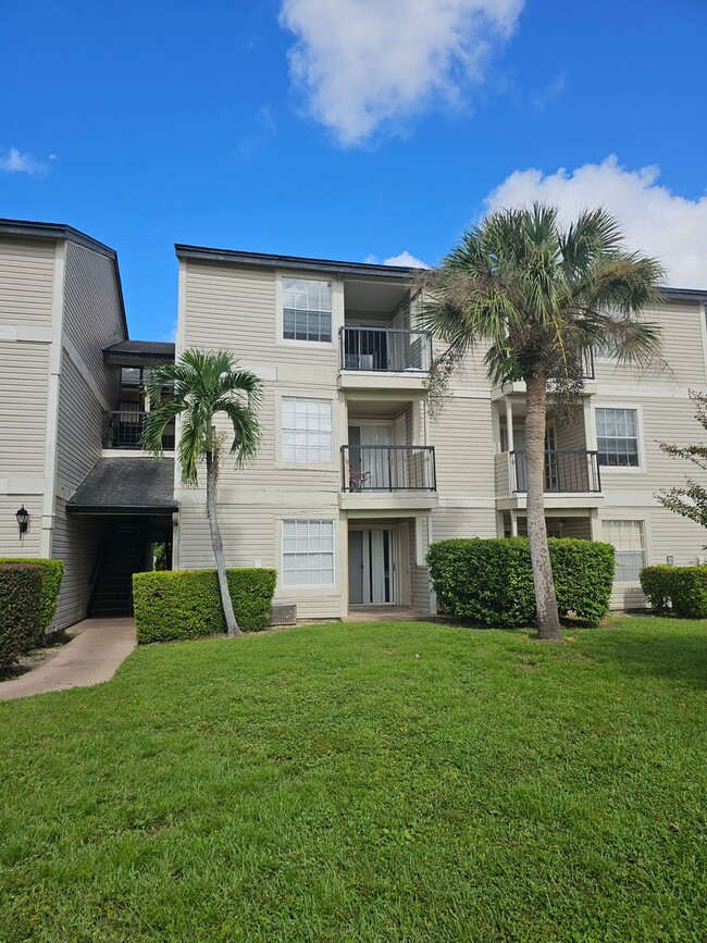 property at 1964 Lake Atriums Cir