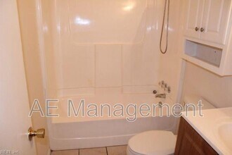 1556 Darren Cir in Portsmouth, VA - Building Photo - Building Photo