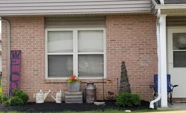 93 N 3rd St in Shelby, OH - Building Photo - Building Photo